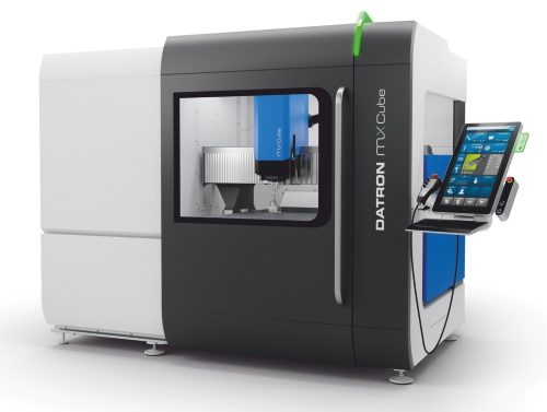 CNC fräsmaskin DATRON MXCube med maximal dynamik och kraftfull högfrekvensspindel för stora bearbetningsvolymer.